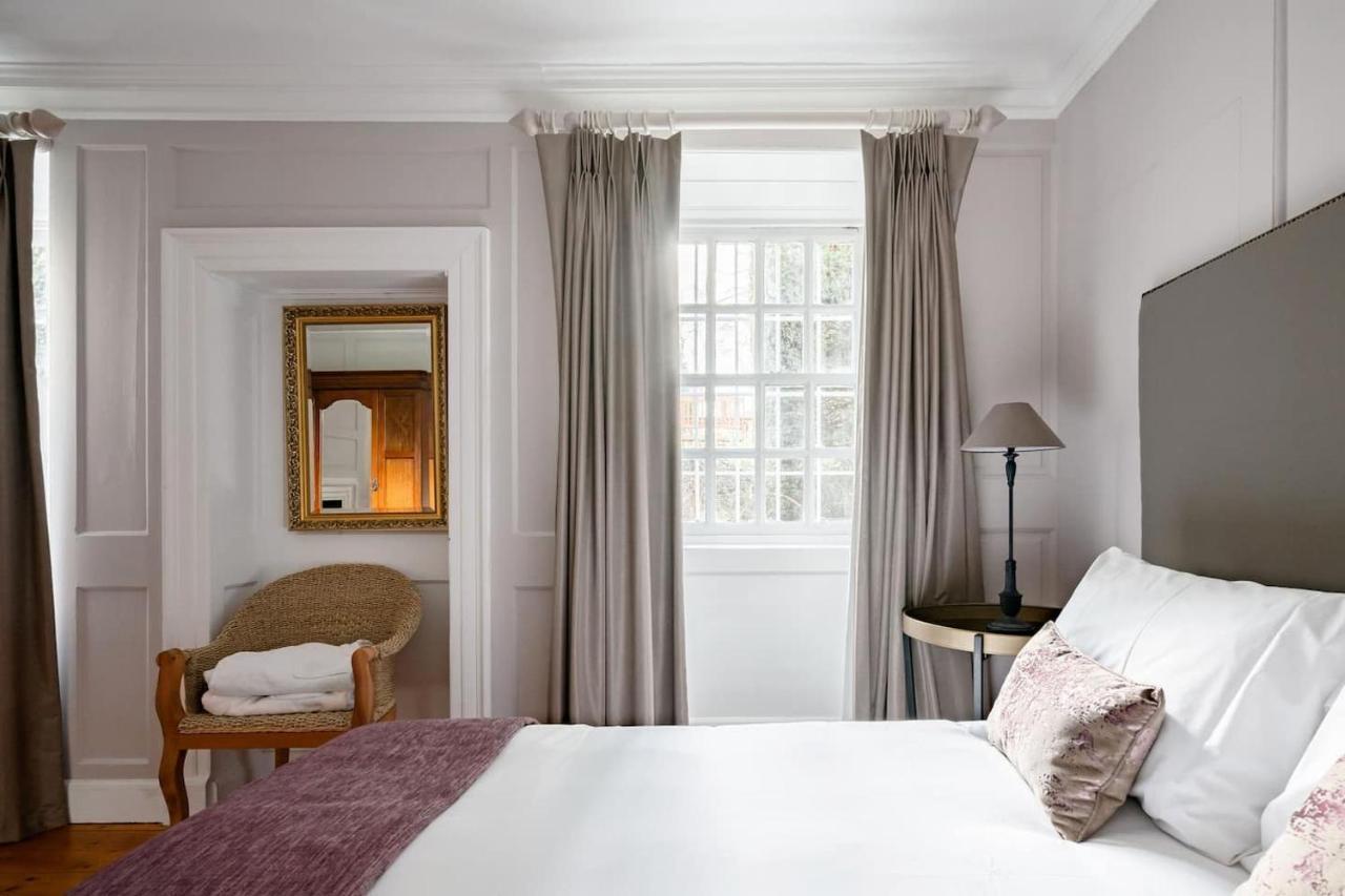 Vakantiehuis Drylaw House, Grade A Listed Mansion Near Centre Edinburgh