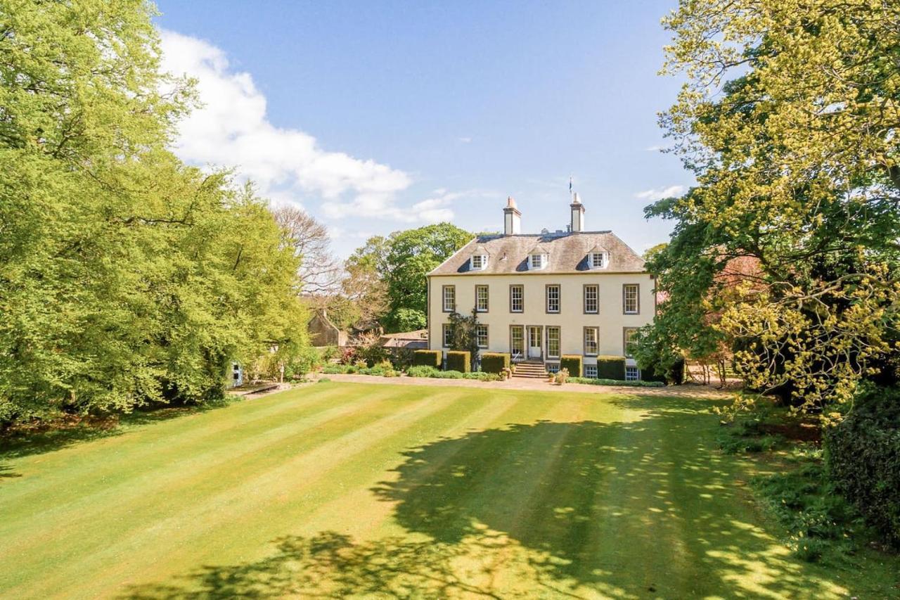 Drylaw House, Grade A Listed Mansion Near Centre Vakantiehuis *