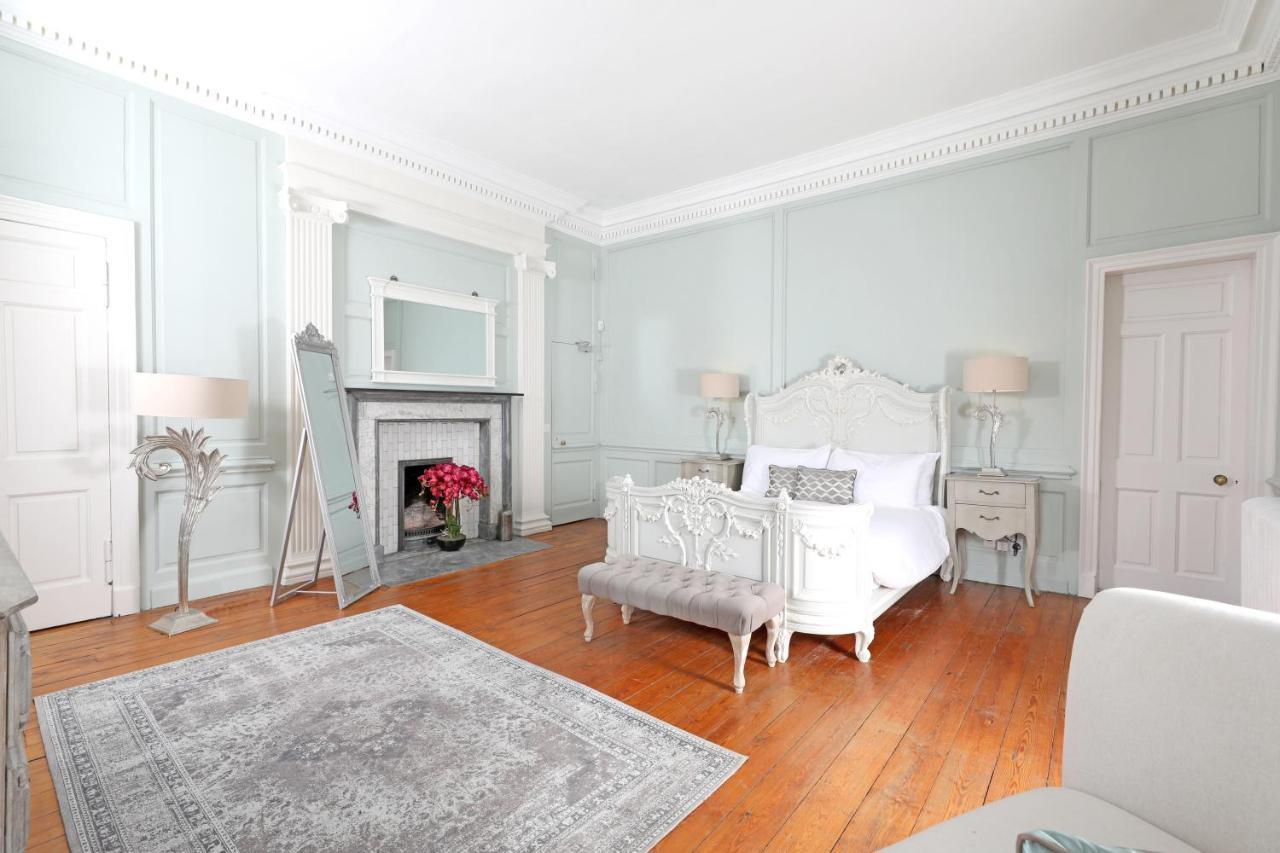 Drylaw House, Grade A Listed Mansion Near Centre Vakantiehuis