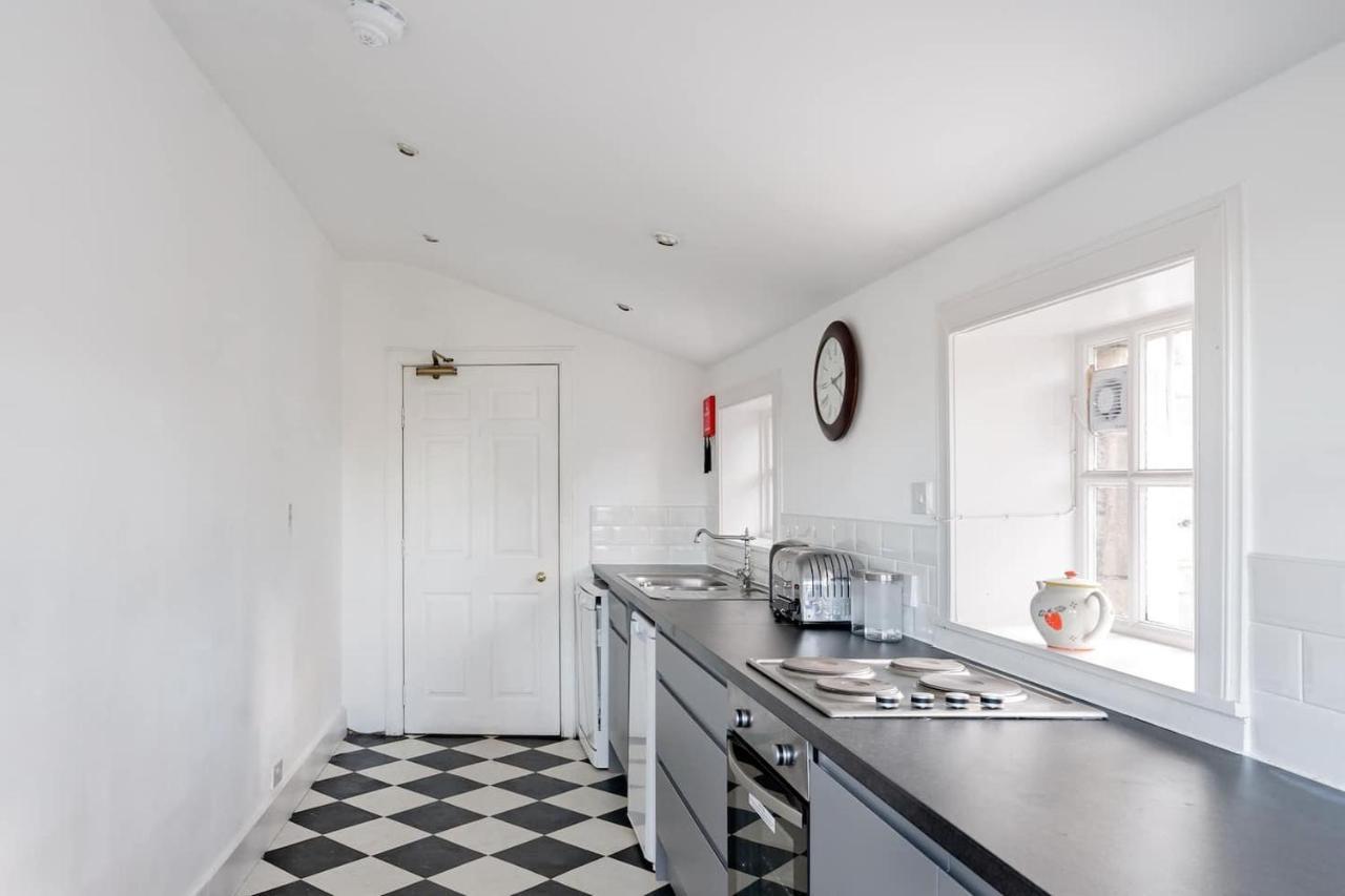Drylaw House, Grade A Listed Mansion Near Centre Vakantiehuis *